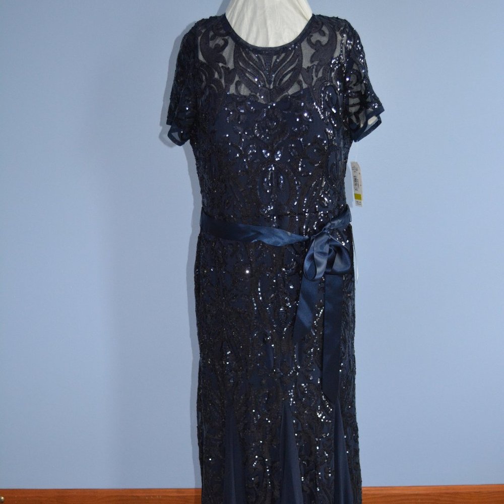 R & M Richards Navy Blue sequined dress Size 14P New